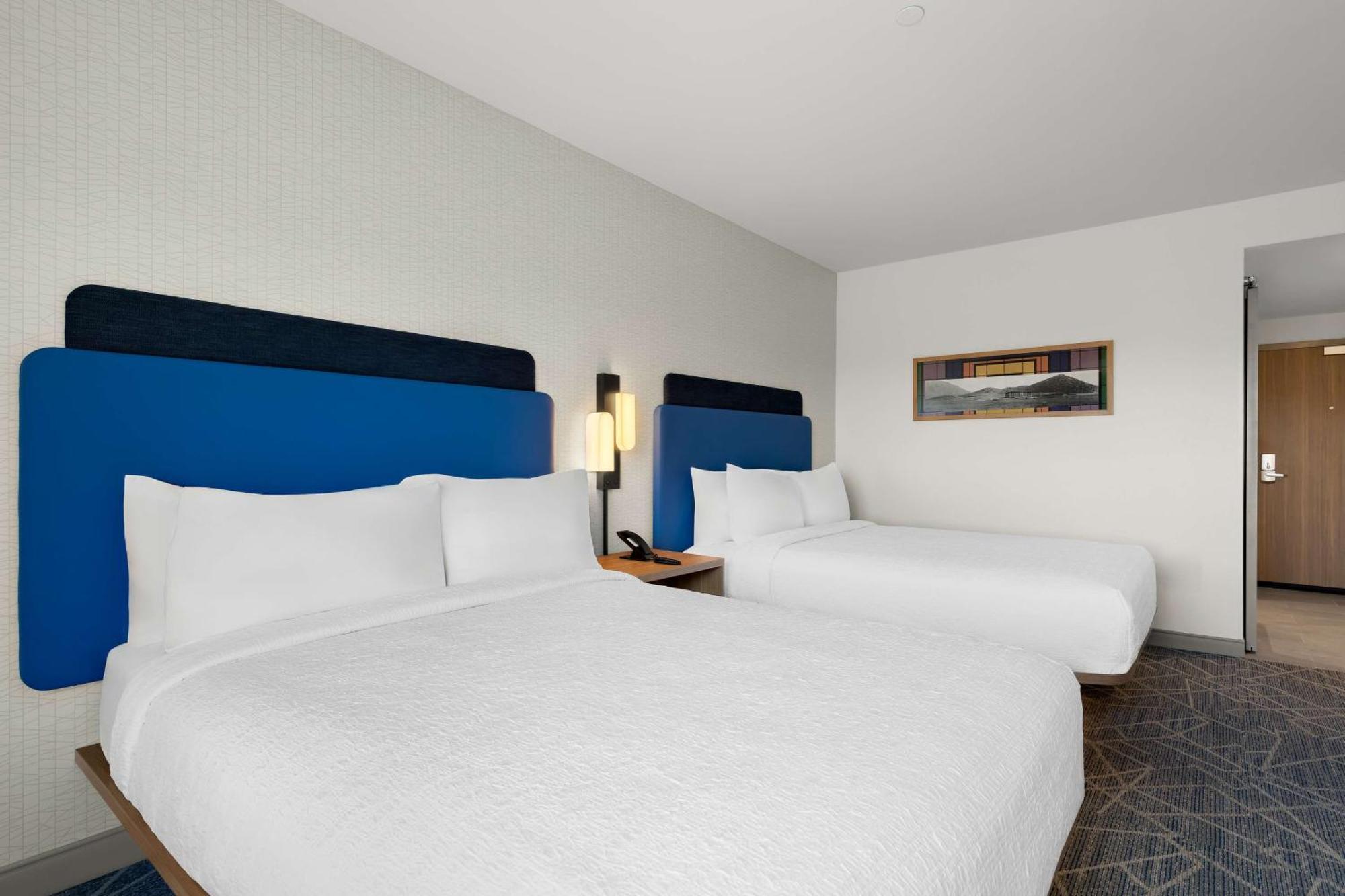 Hampton Inn & Suites Corona, Ca Экстерьер фото