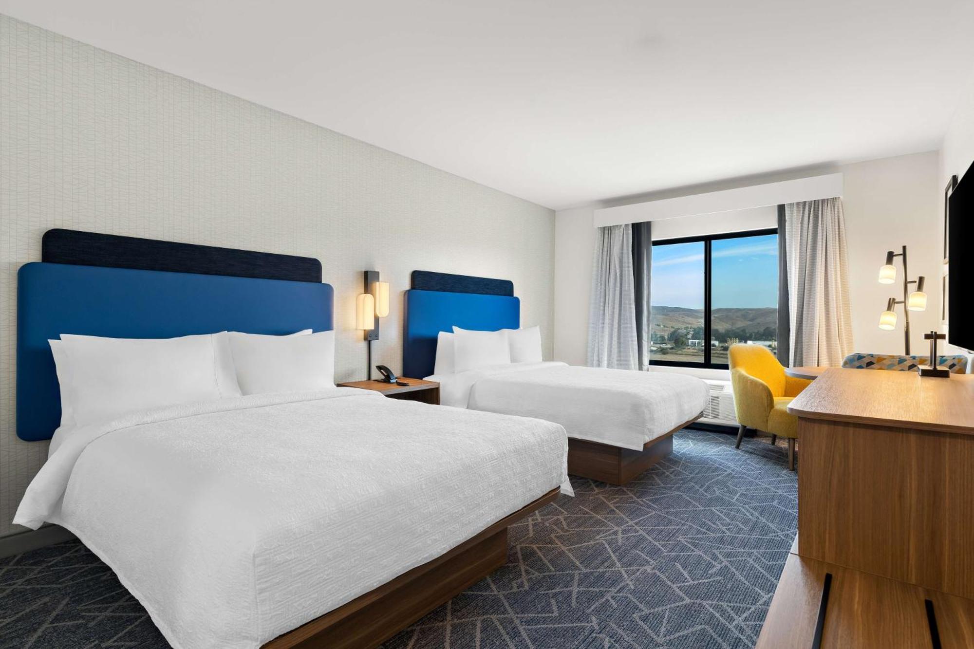 Hampton Inn & Suites Corona, Ca Экстерьер фото