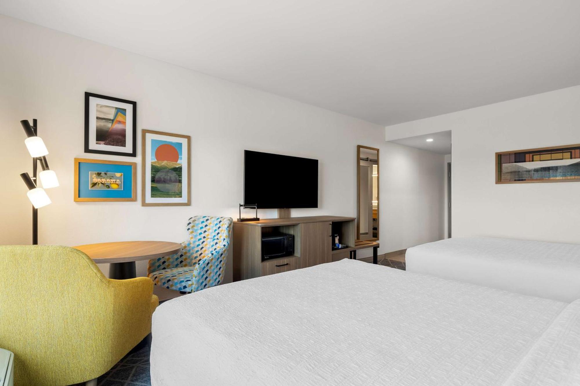 Hampton Inn & Suites Corona, Ca Экстерьер фото
