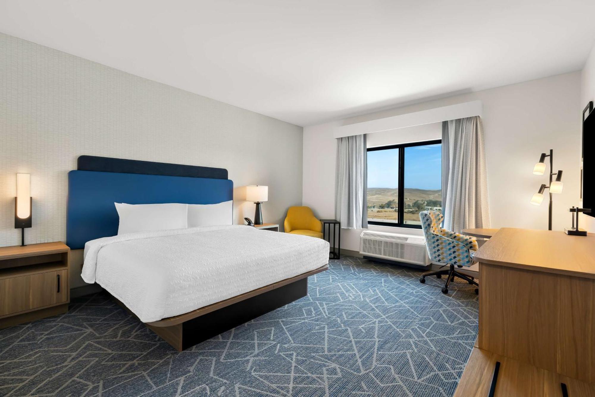 Hampton Inn & Suites Corona, Ca Экстерьер фото