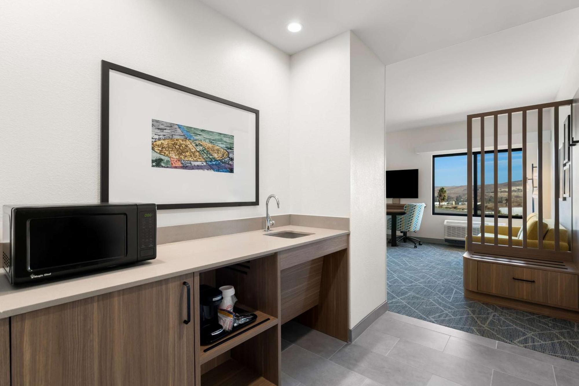 Hampton Inn & Suites Corona, Ca Экстерьер фото