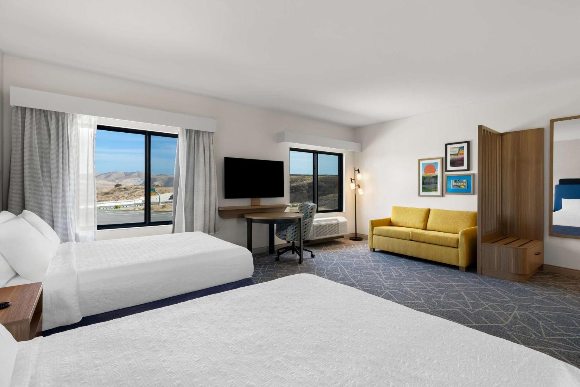 Hampton Inn & Suites Corona, Ca Экстерьер фото