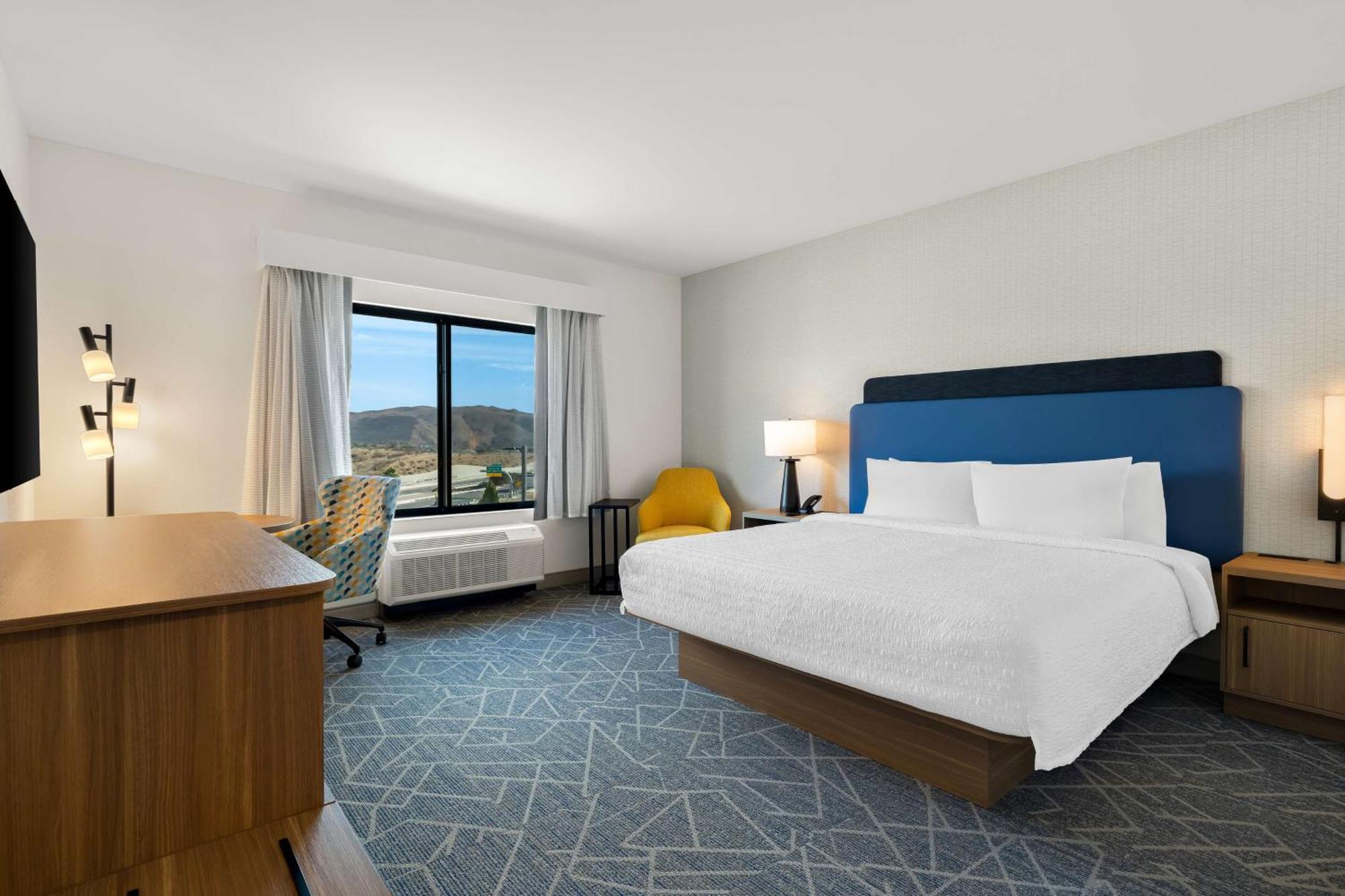 Hampton Inn & Suites Corona, Ca Экстерьер фото